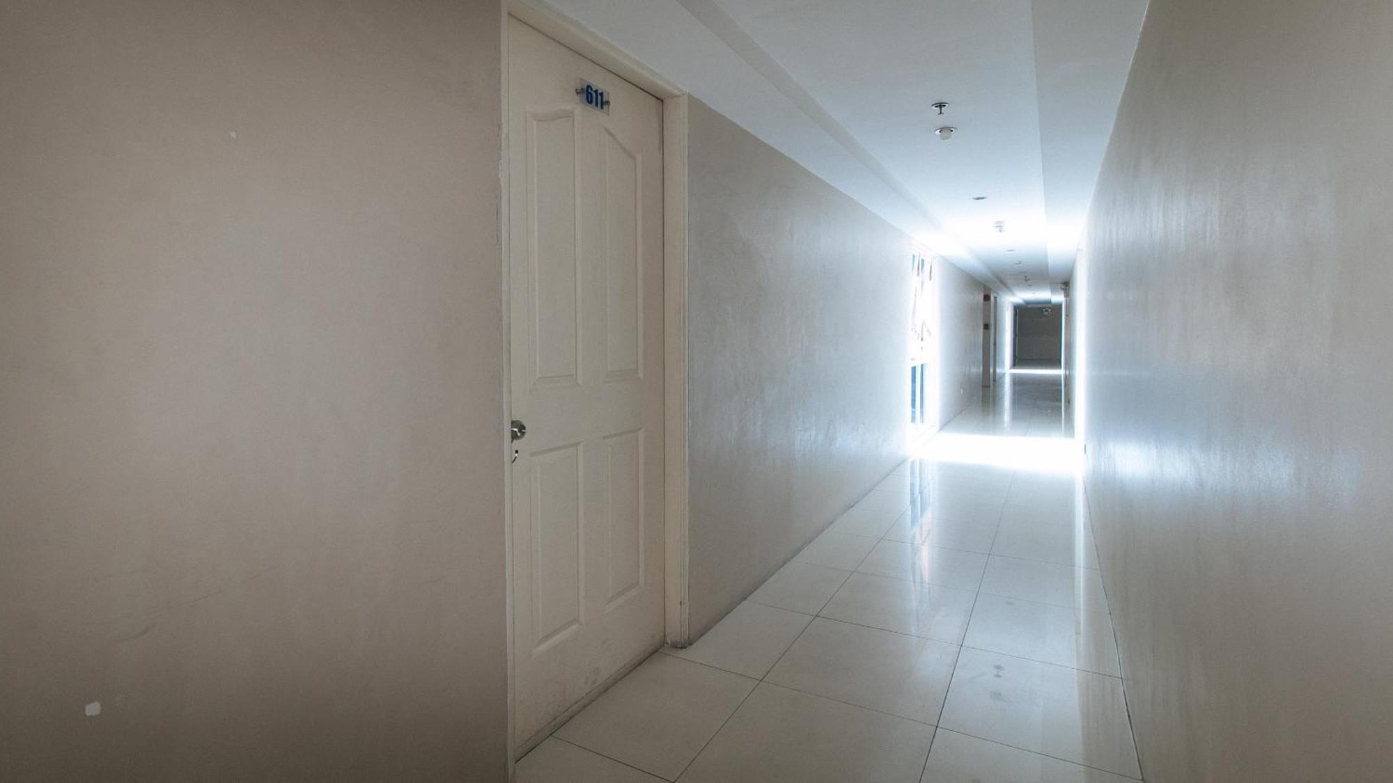 Reddoorz @ Melbourne Suites Makati San Pedro Makati Exterior foto