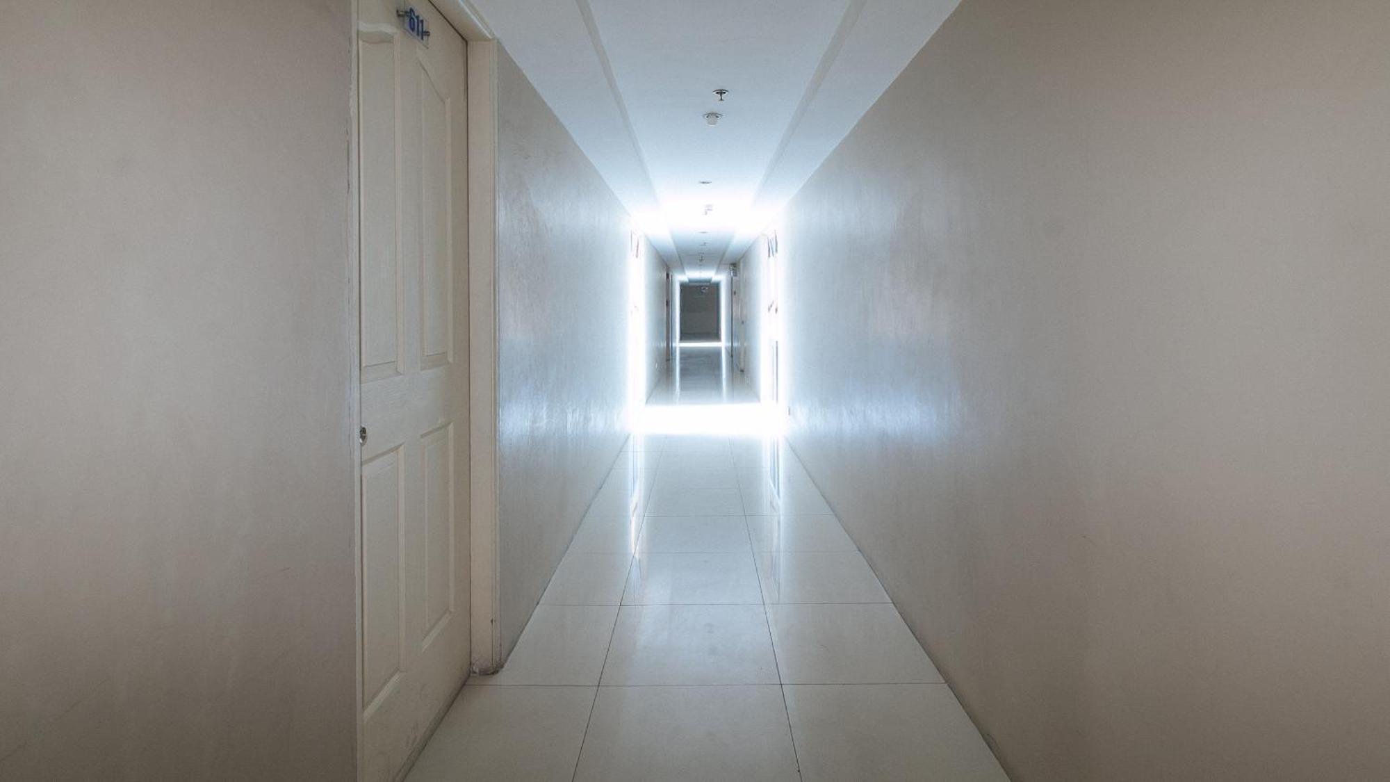Reddoorz @ Melbourne Suites Makati San Pedro Makati Exterior foto